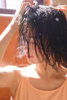 年轻女老板做愛